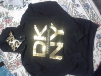 sudadera negra